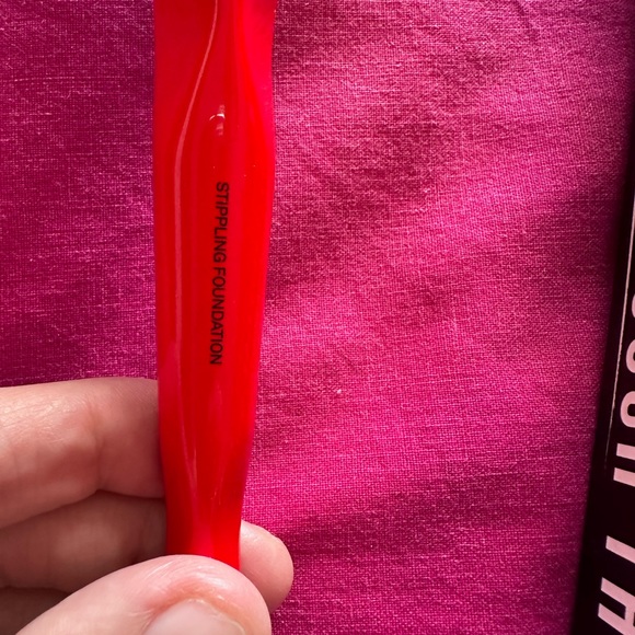 Smashbox STIPPLING FOUNDATION BRUSHBRUSH UP YOUR FOUNDATION - Picture 9 of 11